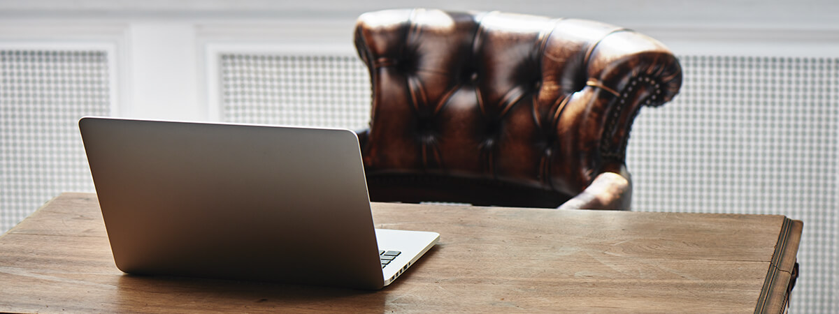 Стол из массива: основные преимущества | БелДоорс-Ростов